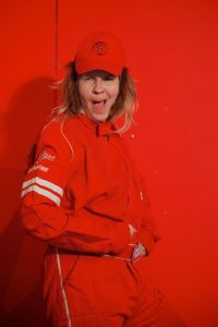 665509_10151199442759006_1016646043_o